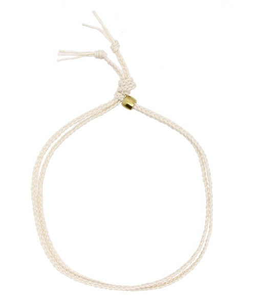 オフホワイト