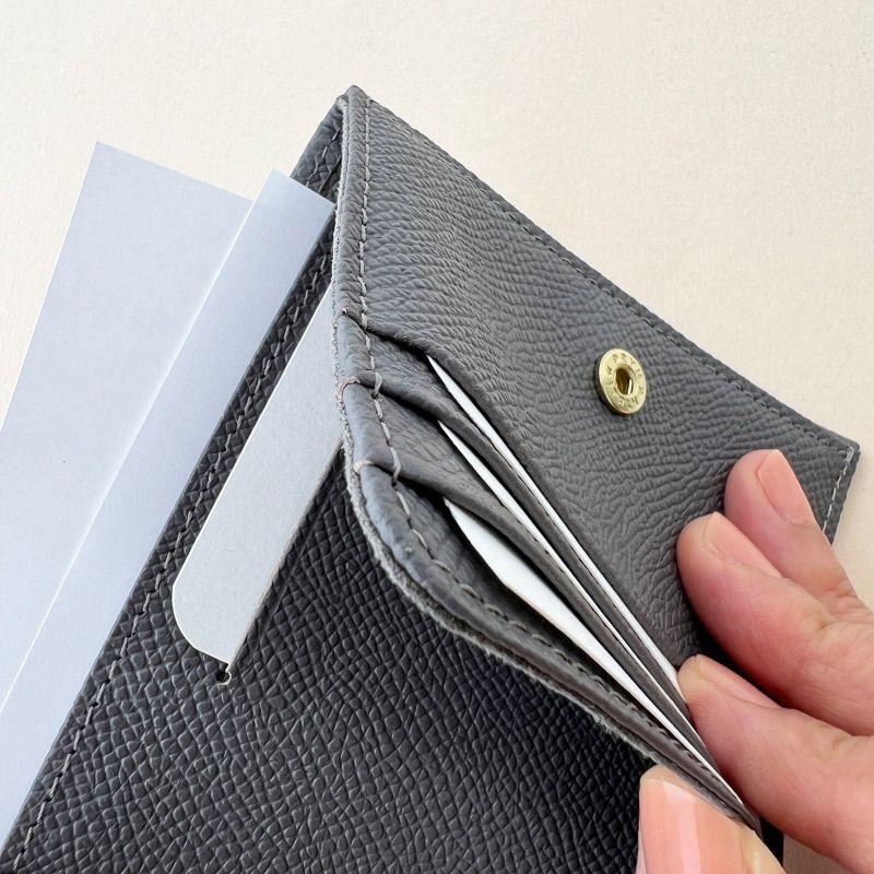 ［ボントーノレザー］　薄型二つ折り財布