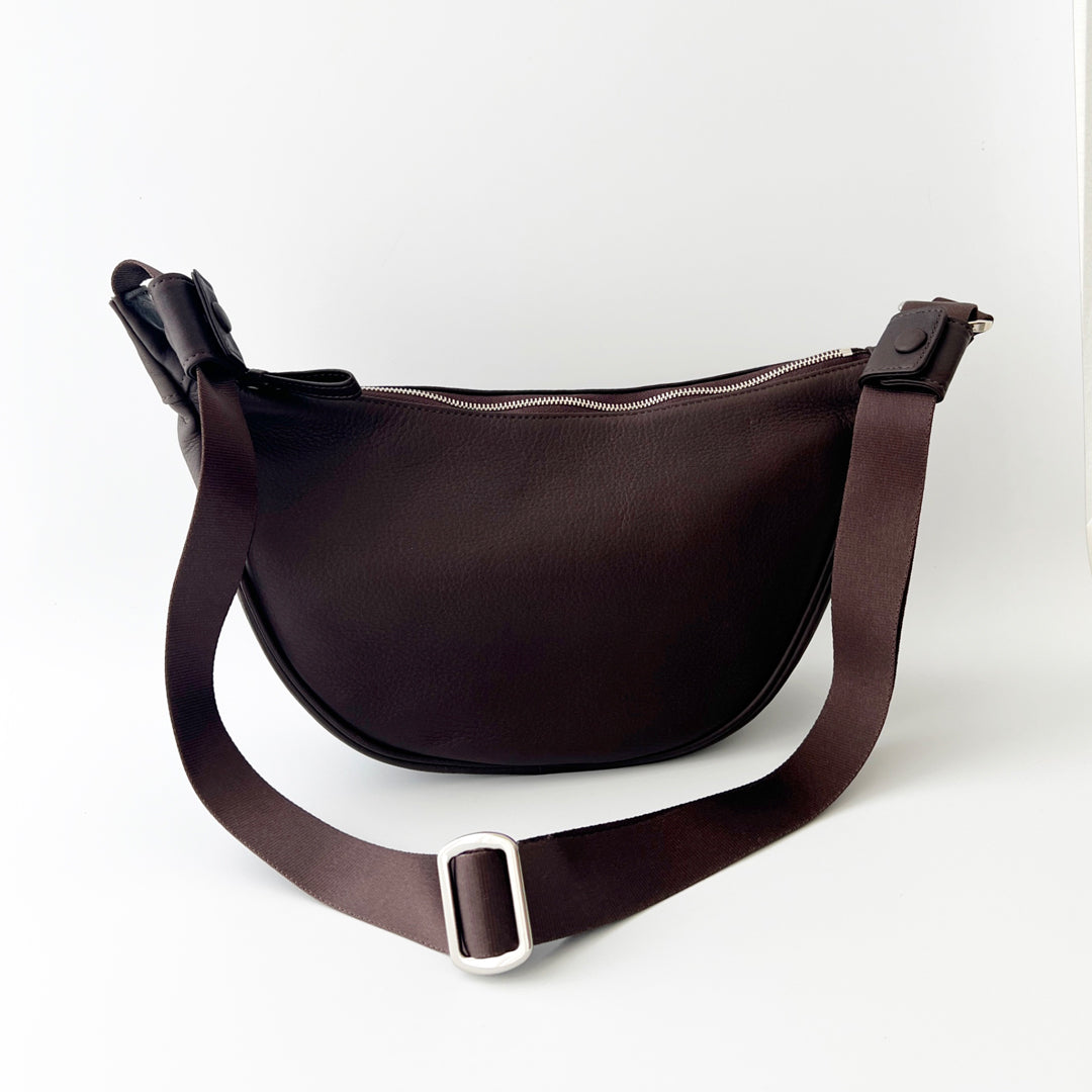 [Shuttle Leather] Crescent Shoulder Bag